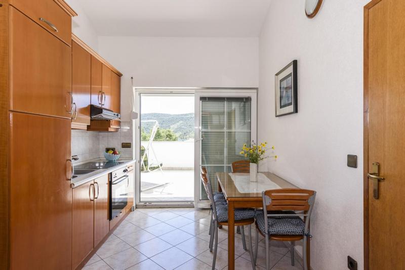 Apartments Luka - Trogir, Marina 150M From The Beach Екстериор снимка
