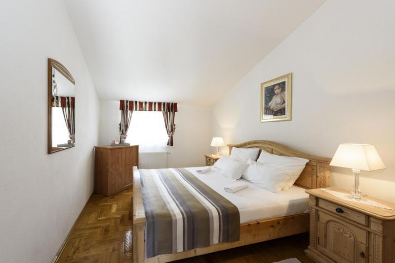 Apartments Luka - Trogir, Marina 150M From The Beach Екстериор снимка